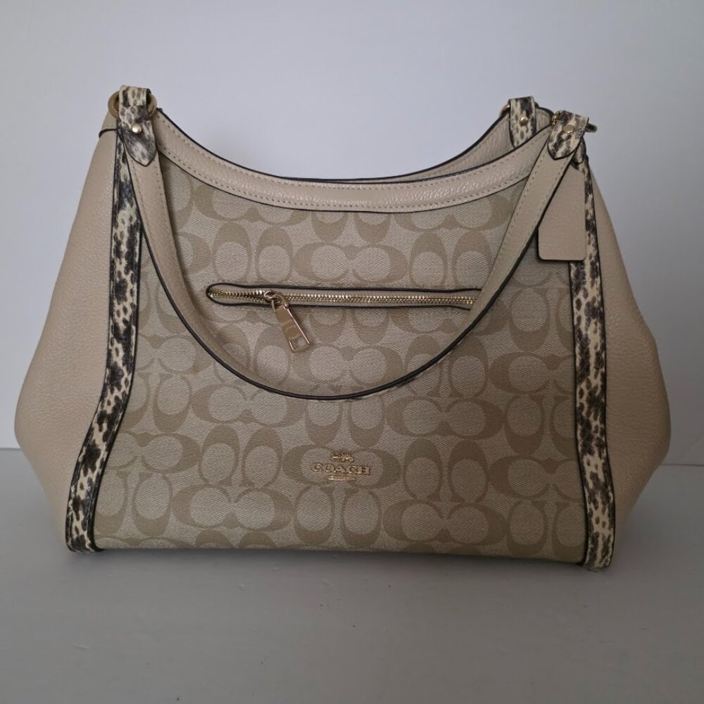 Coach Kristy Shoulder Bag Beige Signature Leather C7332